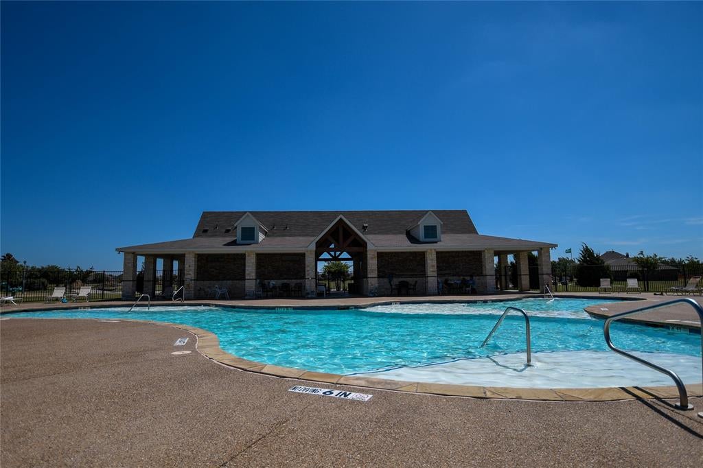 1813 Rushpea Dr, Royse City, TX 75189 photo