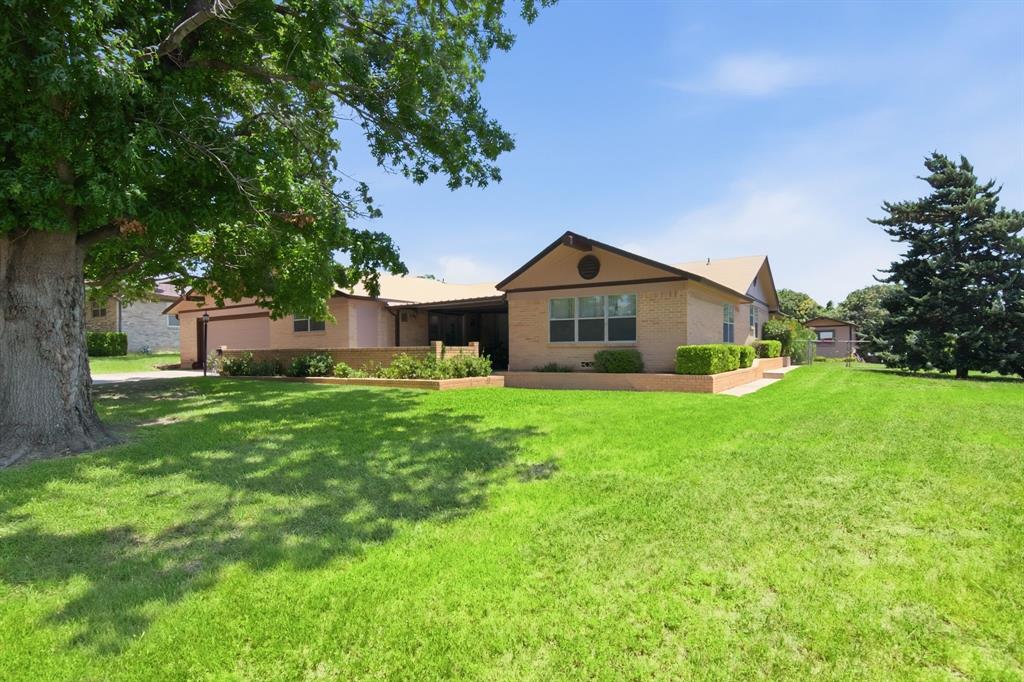 4100 Big Bend Trl, Lake Worth, TX 76135 photo
