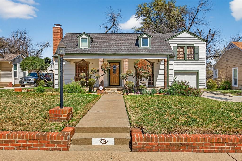 2525 Goldenrod Ave, Fort Worth, TX 76111