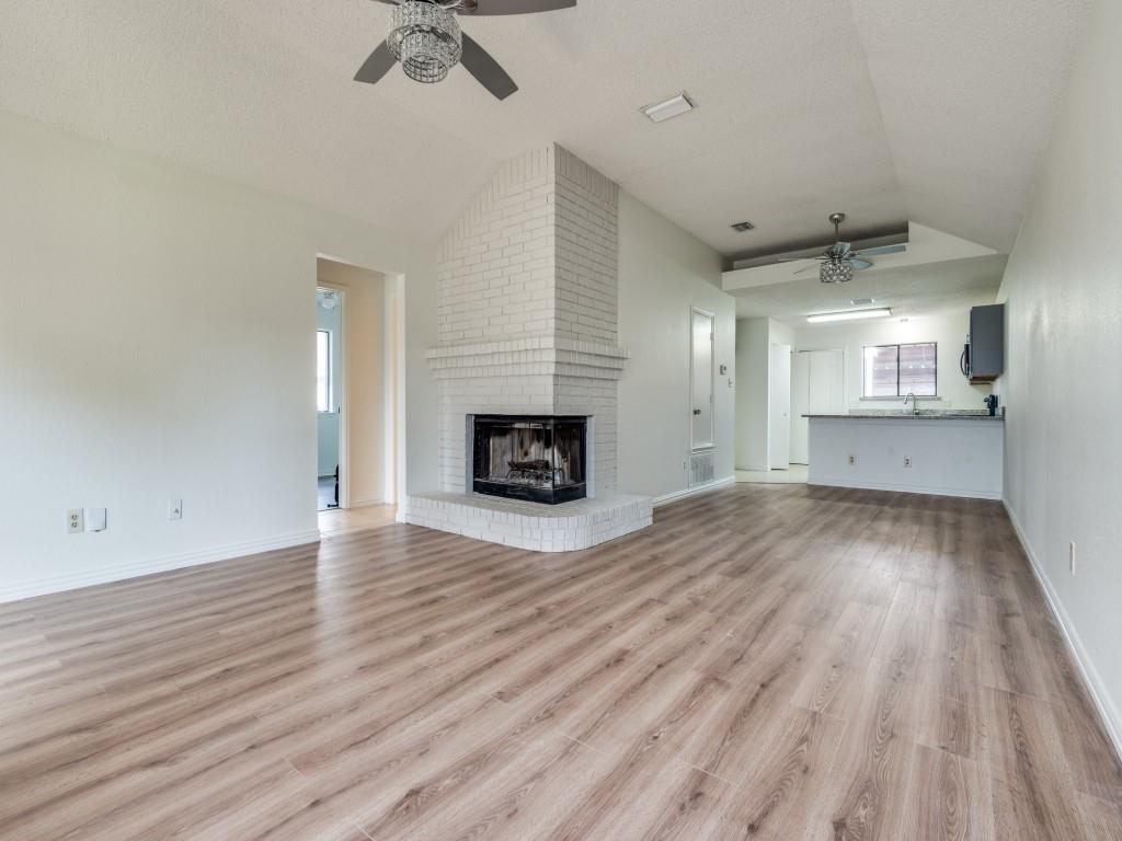 917 Westover Dr, Lancaster, TX 75134