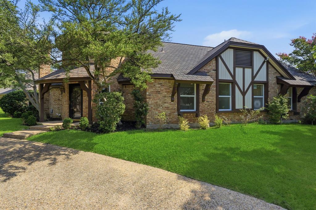 9435 Spring Hollow Dr, Dallas, TX 75243