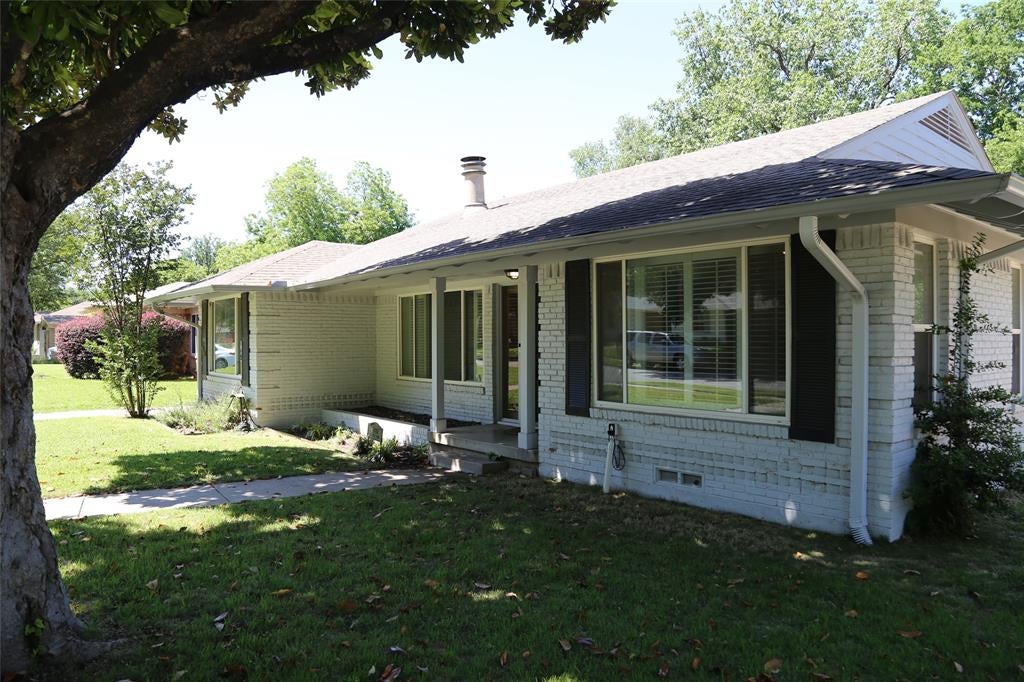 6433 Danbury Ln, Dallas, TX 75214 photo