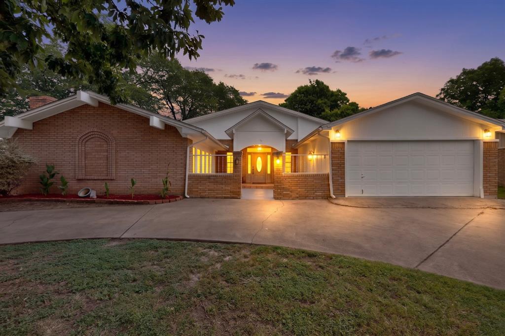 3317 Hickory Trl, Forest Hill, TX 76140 photo