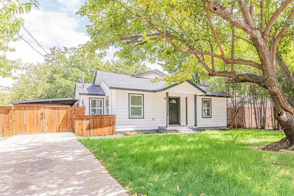 426 NE 29 St, Grand Prairie, TX 75050 photo