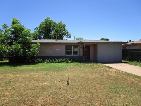 Single Family Residence in Abilene TX 5349 Lamesa Avenue.jpg
