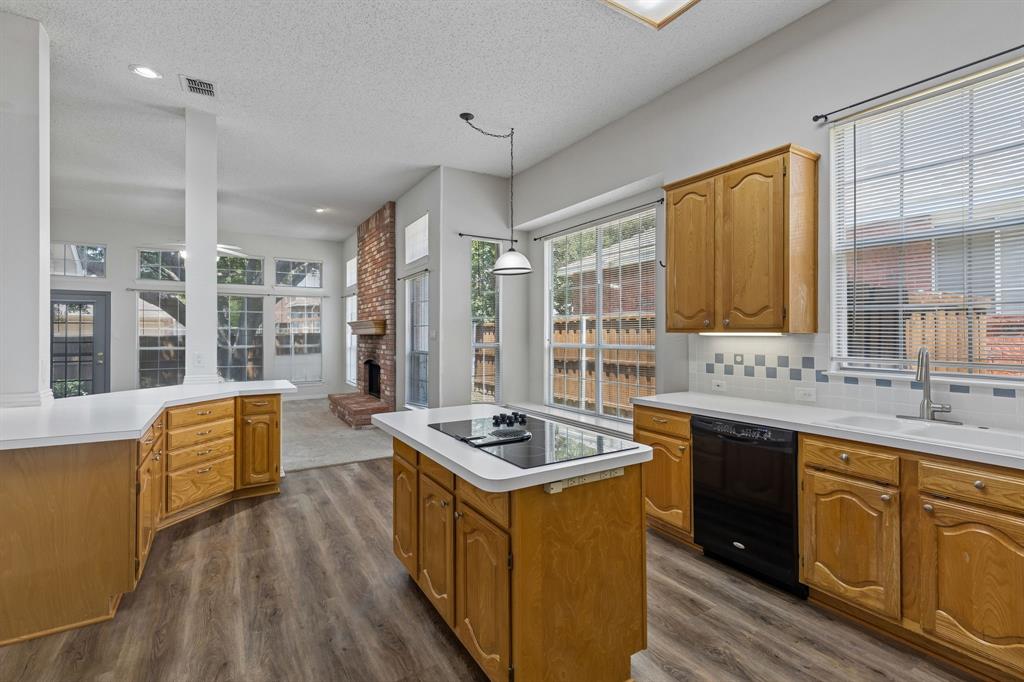 5613 Charleston Dr, Frisco, TX 75035 photo