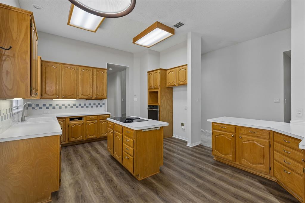 5613 Charleston Dr, Frisco, TX 75035 photo