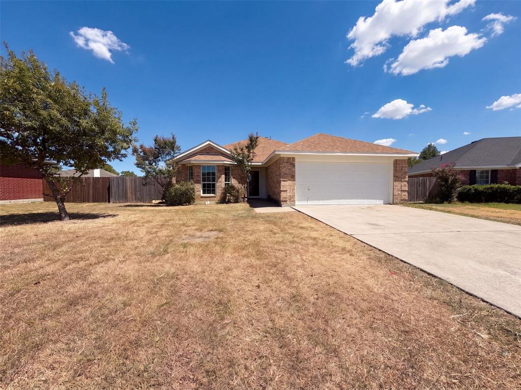 8025 Blue Duck Trl, Arlington, TX 76002