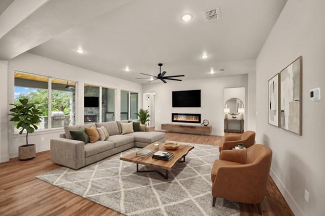 1050 Kingsley Ct, Weatherford, TX 76087 photo