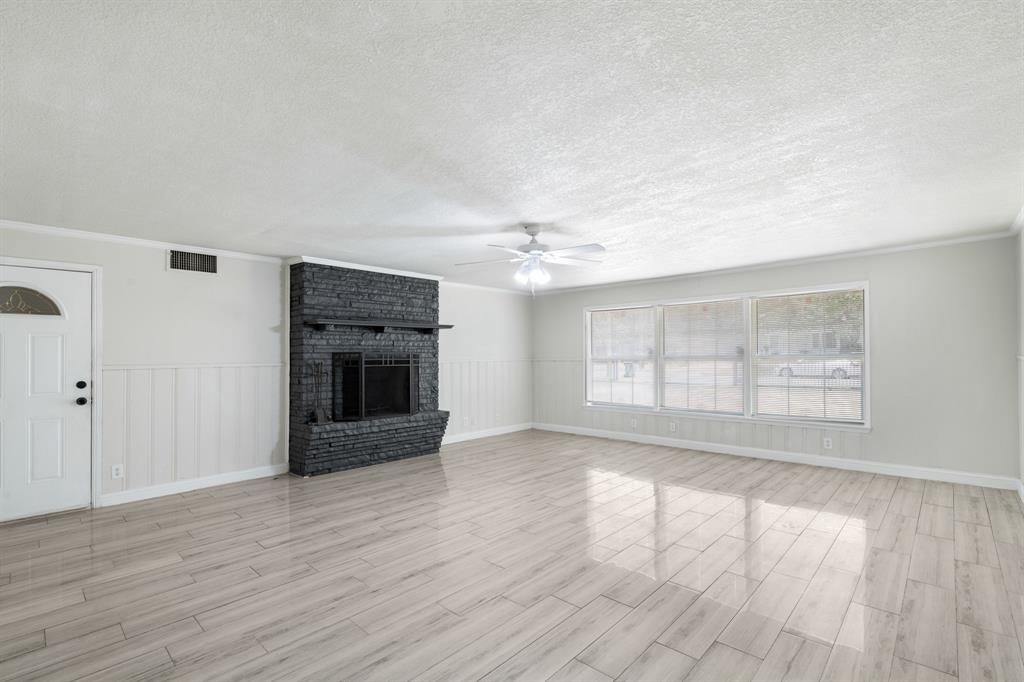 2320 N Edgewood Terrace, Fort Worth, TX 76103 photo