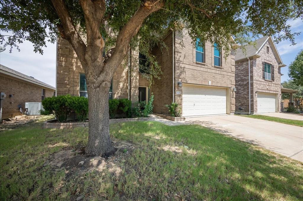 1725 Birds Eye Rd, Fort Worth, TX 76177 photo