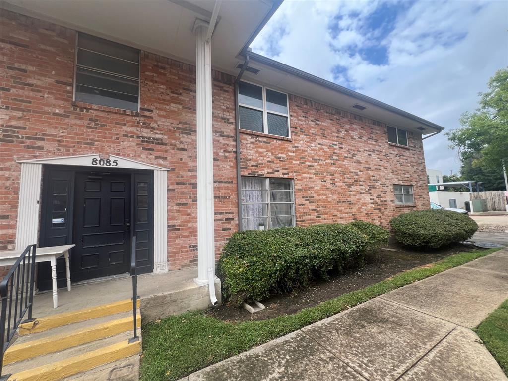 8085 Meadow Road 226, Dallas, TX 75231