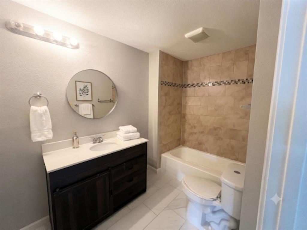 8085 Meadow Road 226, Dallas, TX 75231 photo