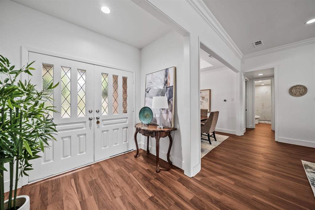 9021 Silverdollar Trl, Irving, TX 75063 photo