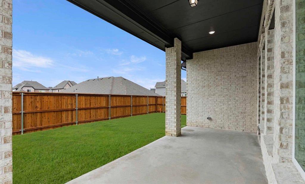 1034 Sky 5 Dr, Wylie, TX 75098 photo
