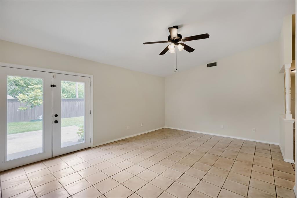 2307 Fyke Rd, Carrollton, TX 75006 photo