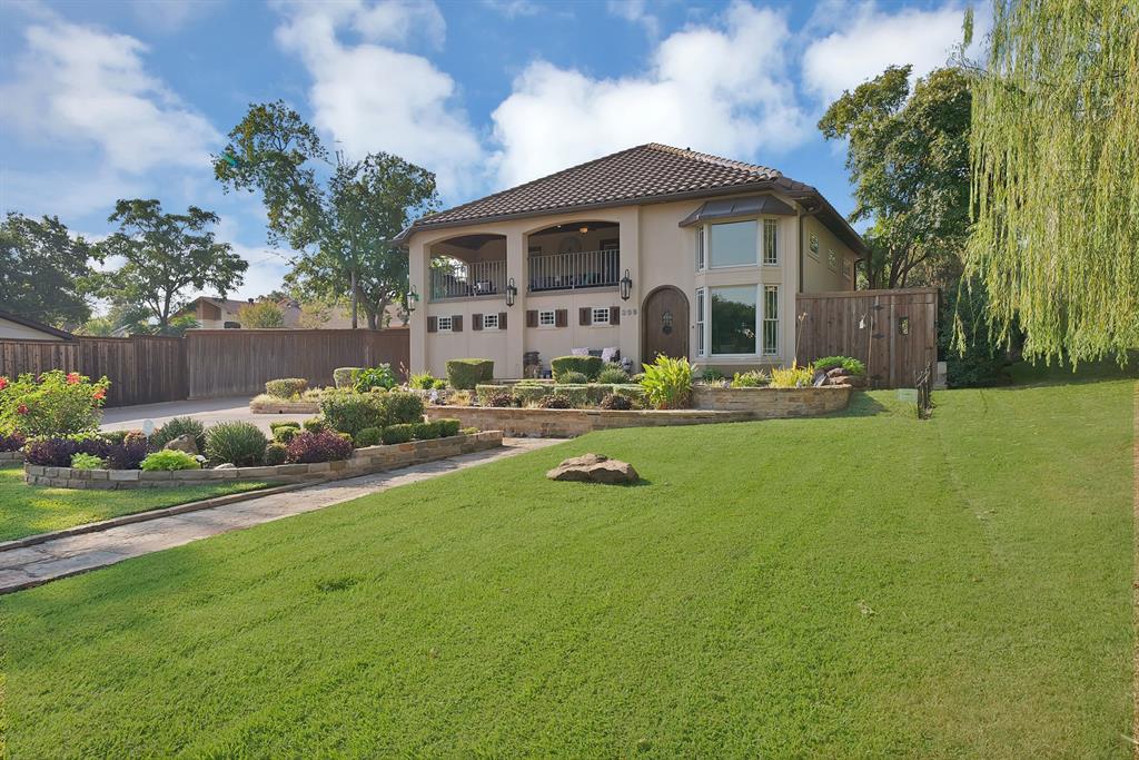 306 E Rochelle Blvd, Irving, TX 75062 photo