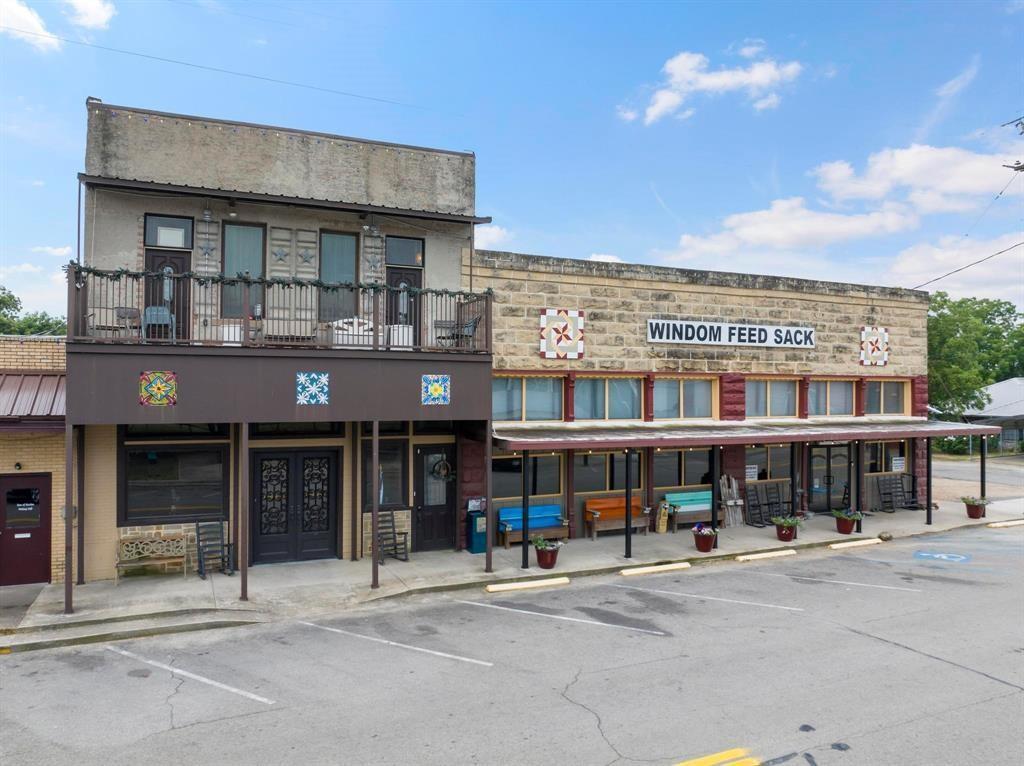 412 AND 414 Main St, Windom, TX 75492 photo