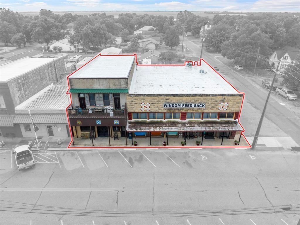 412 AND 414 Main St, Windom, TX 75492 photo