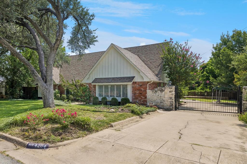 4204 Biscayne Dr, Haltom City, TX 76117 photo