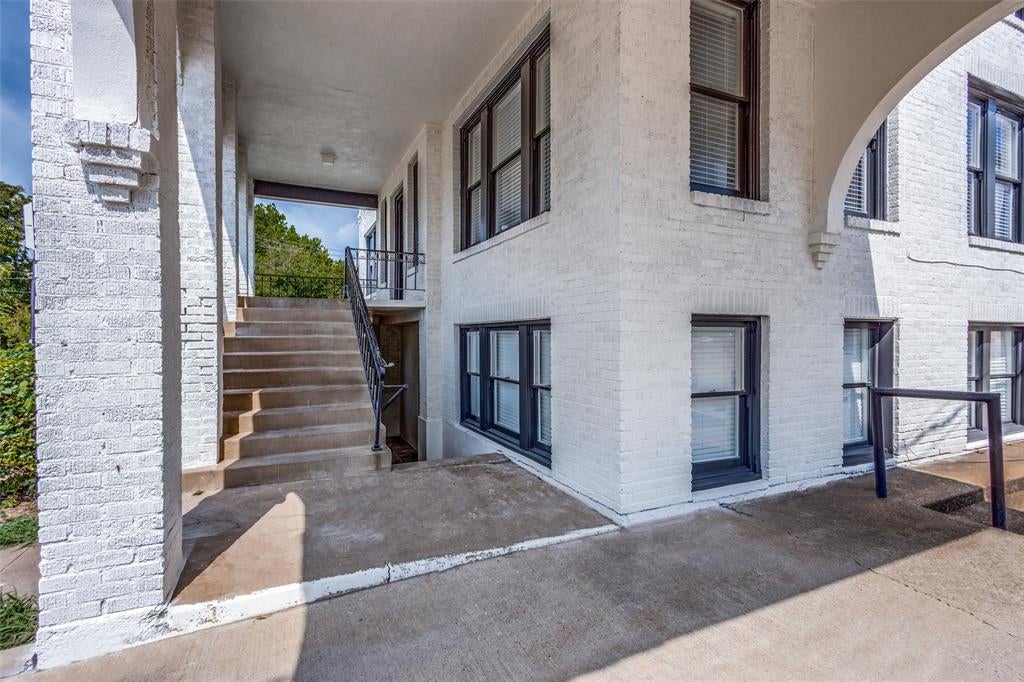 2309 Wesley St, Greenville, TX 75401 photo
