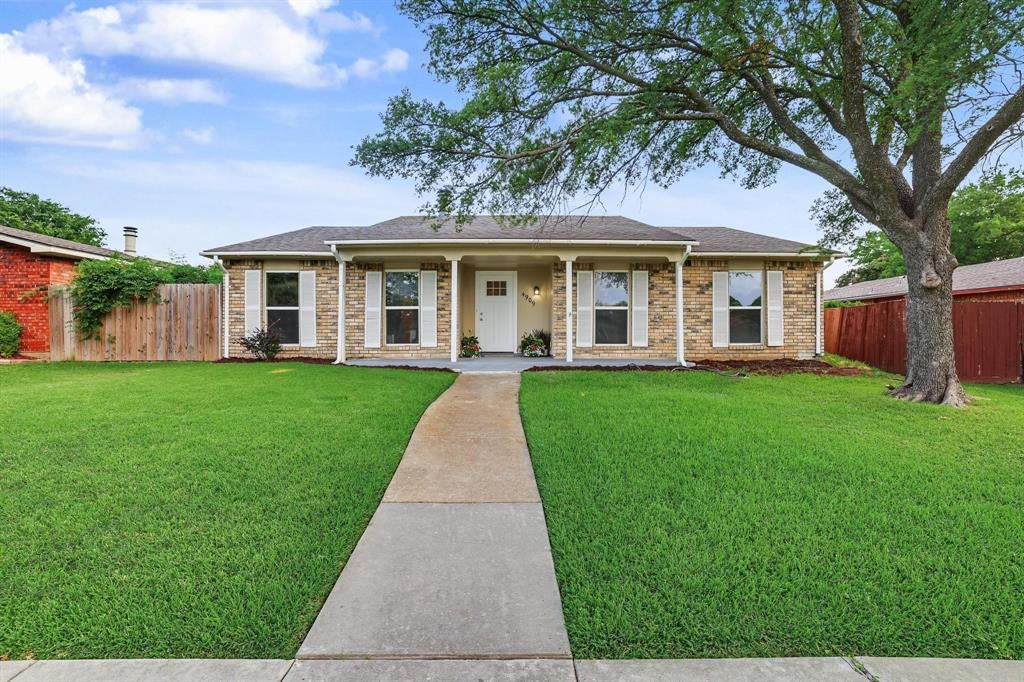 4909 Colony Blvd, The Colony, TX 75056