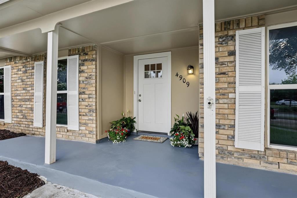 4909 N Colony Blvd, The Colony, TX 75056 photo