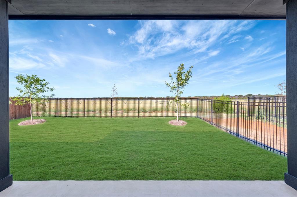 5024 Sandbrock Pkwy, Aubrey, TX 76227 photo