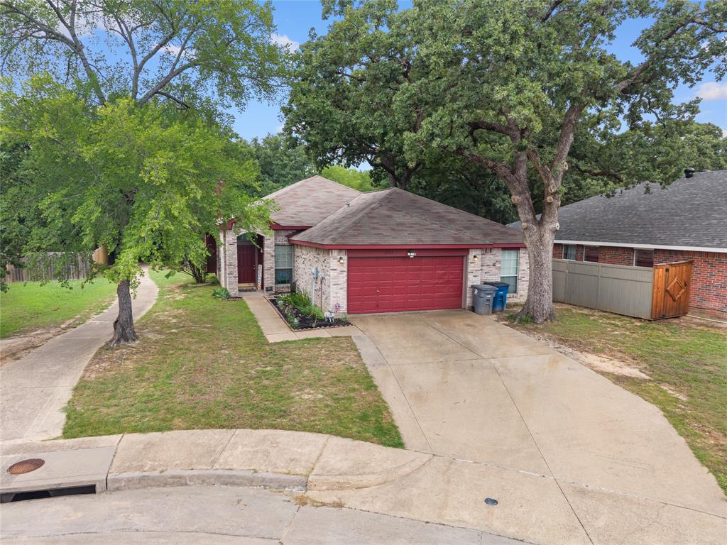 2127 Coelum Ct, Dallas, TX 75253 photo