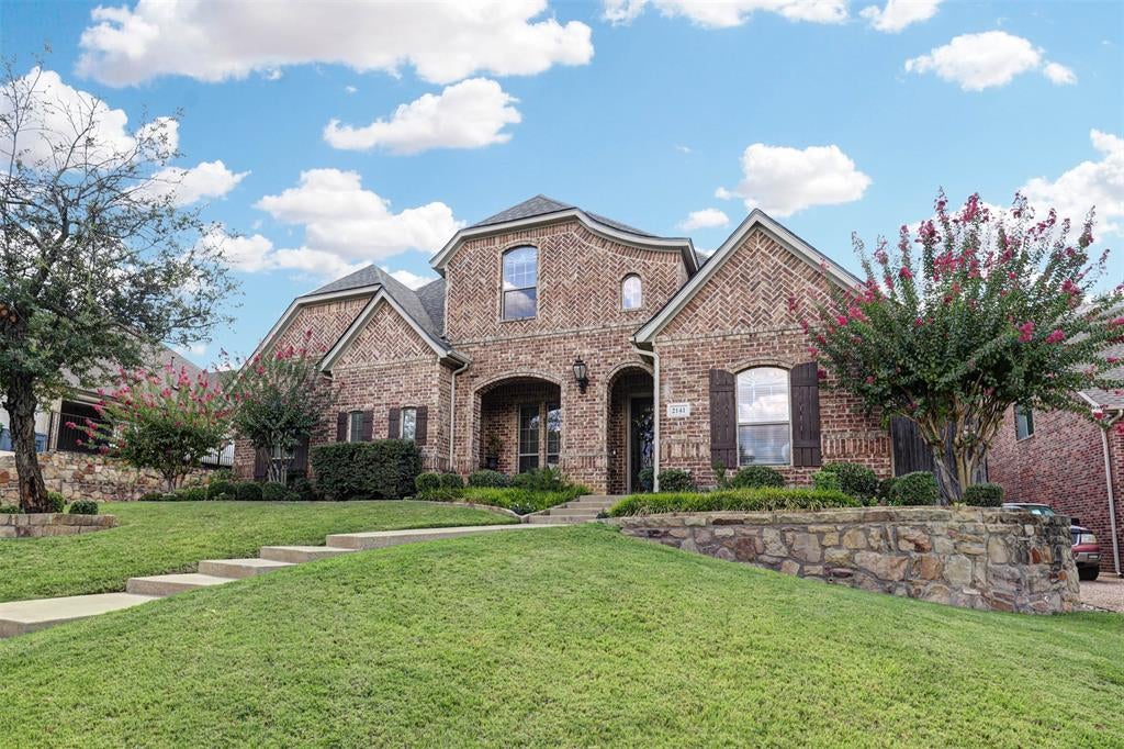 2141 Farrington Ln, Hurst, TX 76054 photo