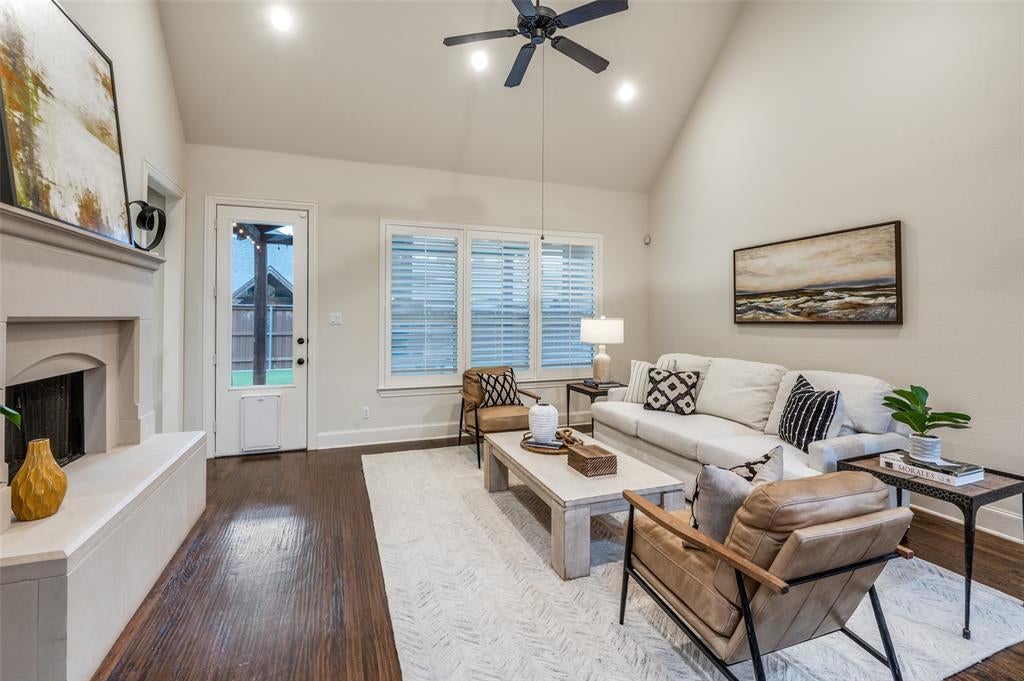 3041 Dunverny, The Colony, TX 75056 photo