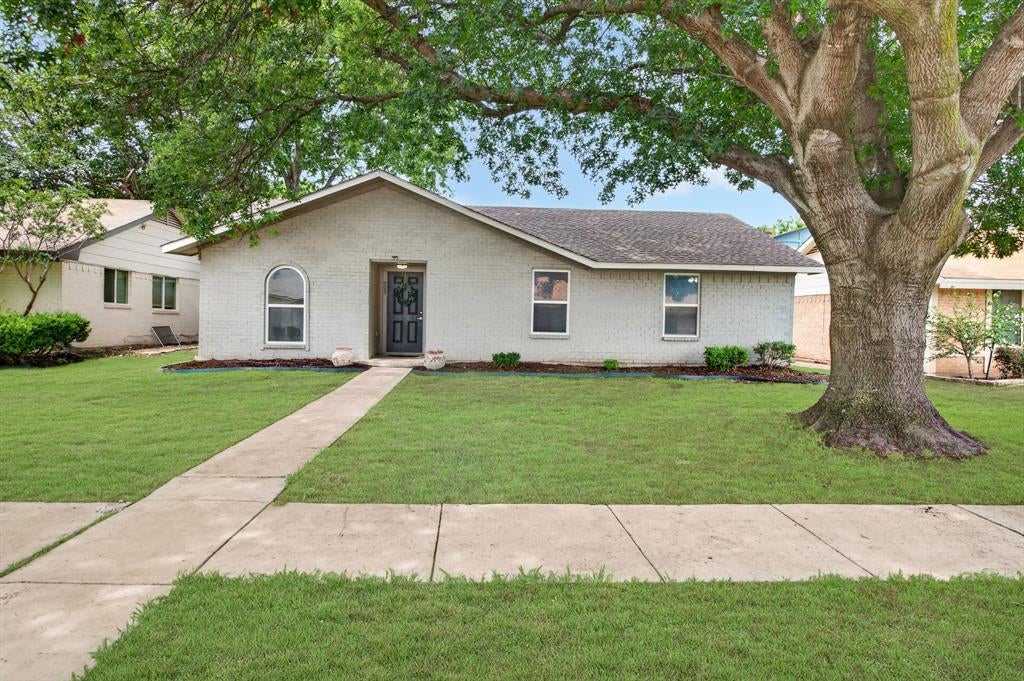 903 Grassy Glen Dr, Allen, TX 75002 photo