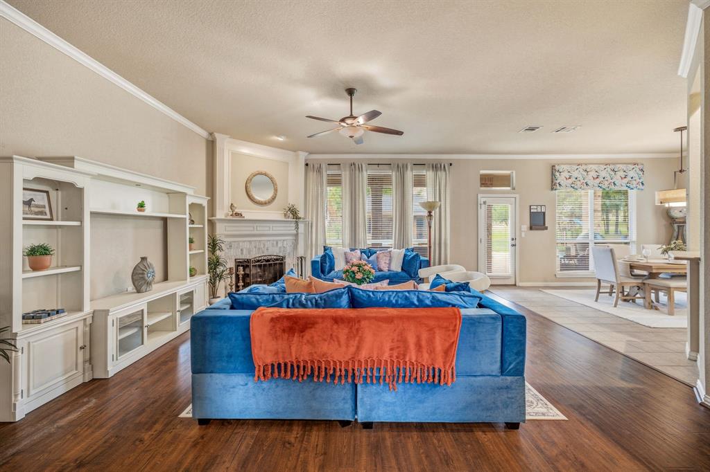 125 Rustling Elm Way, Azle, TX 76020 photo