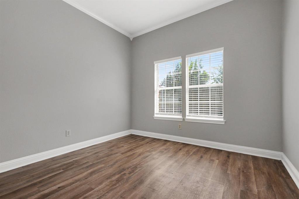 3711 Penny Ln, Carrollton, TX 75007 photo