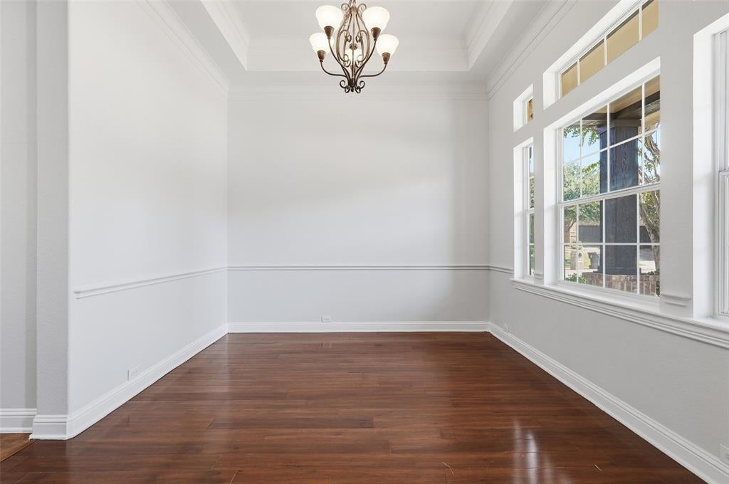 11327 Mounts Run Dr, Dallas, TX 75218 photo