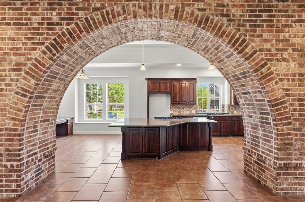 11327 Mounts Run Dr, Dallas, TX 75218 photo