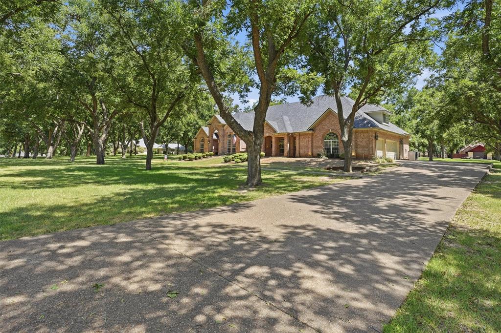 7405 Fox Fire Ct, Granbury, TX 76049 photo
