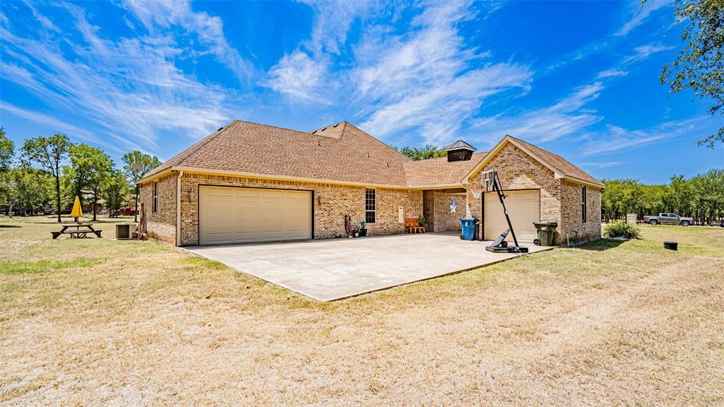 345 Sugartree Cir, Lipan, TX 76462 photo