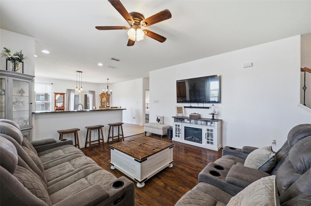 2904 Big Horn Bluff Ct, Fort Worth, TX 76108 photo