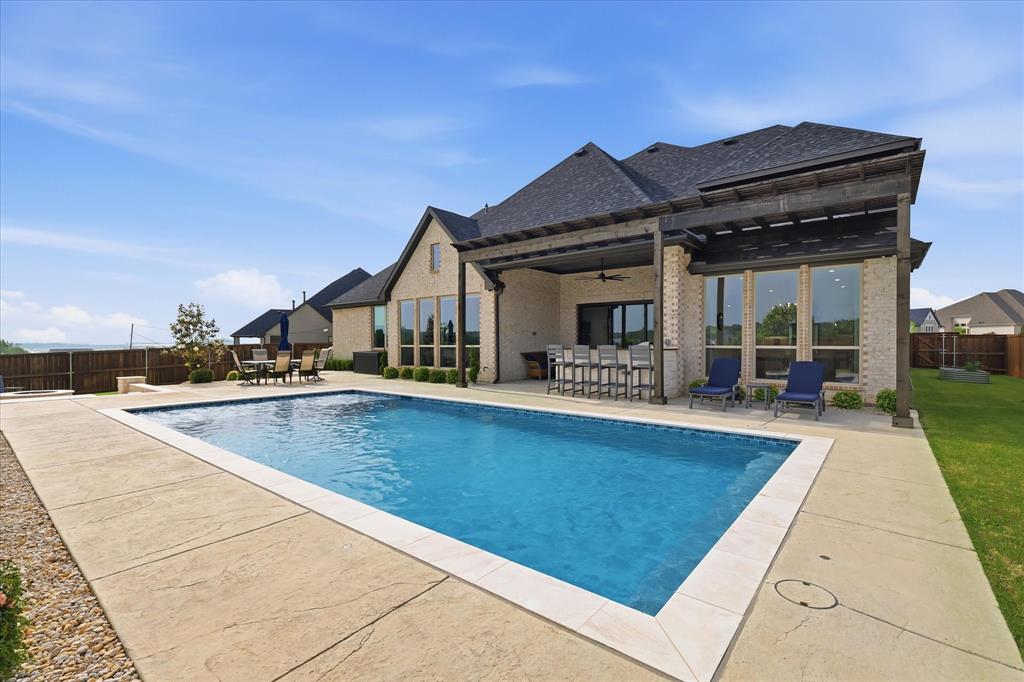 7405 Canyon Pt, Argyle, TX 76226