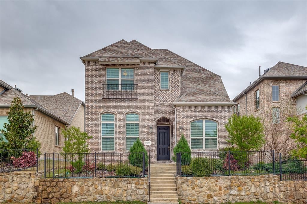 17620 Bottlebrush Dr, Dallas, TX 75252