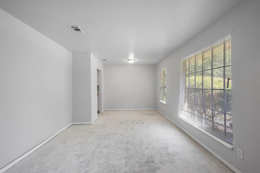 655 W Pentagon Pkwy, Dallas, TX 75224 photo