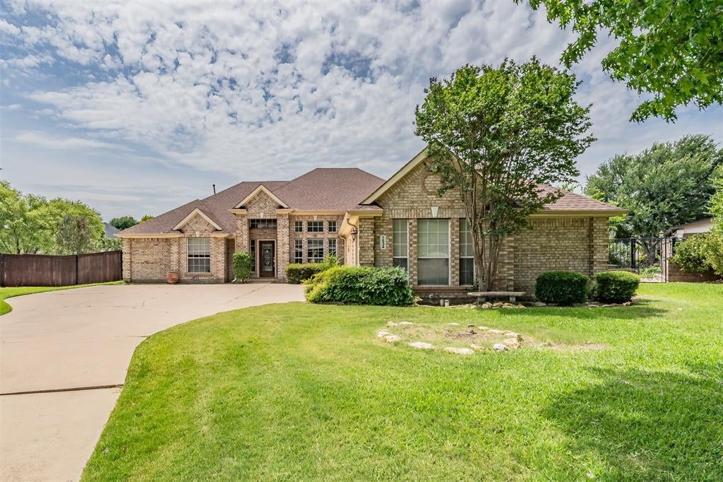 1534 Spring Lake Dr, Keller, TX 76248