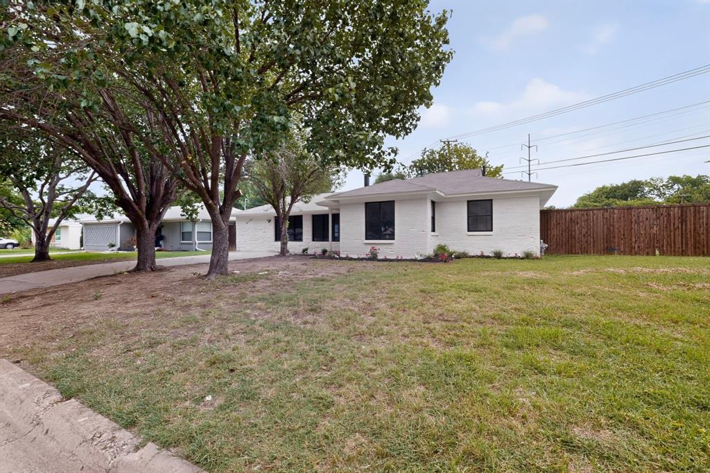 4171 Carolyn Rd, Fort Worth, TX 76109 photo