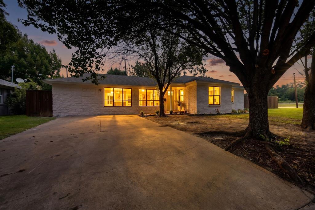 4171 Carolyn Rd, Fort Worth, TX 76109
