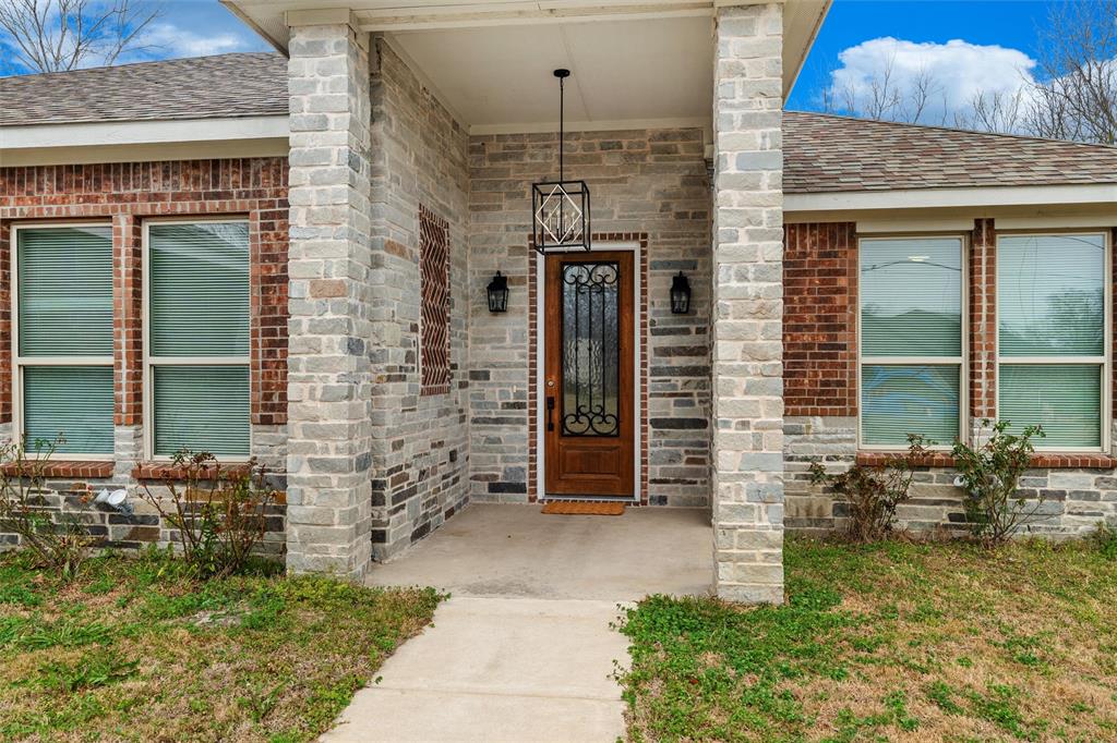 2312 Pace St, Greenville, TX 75401 photo