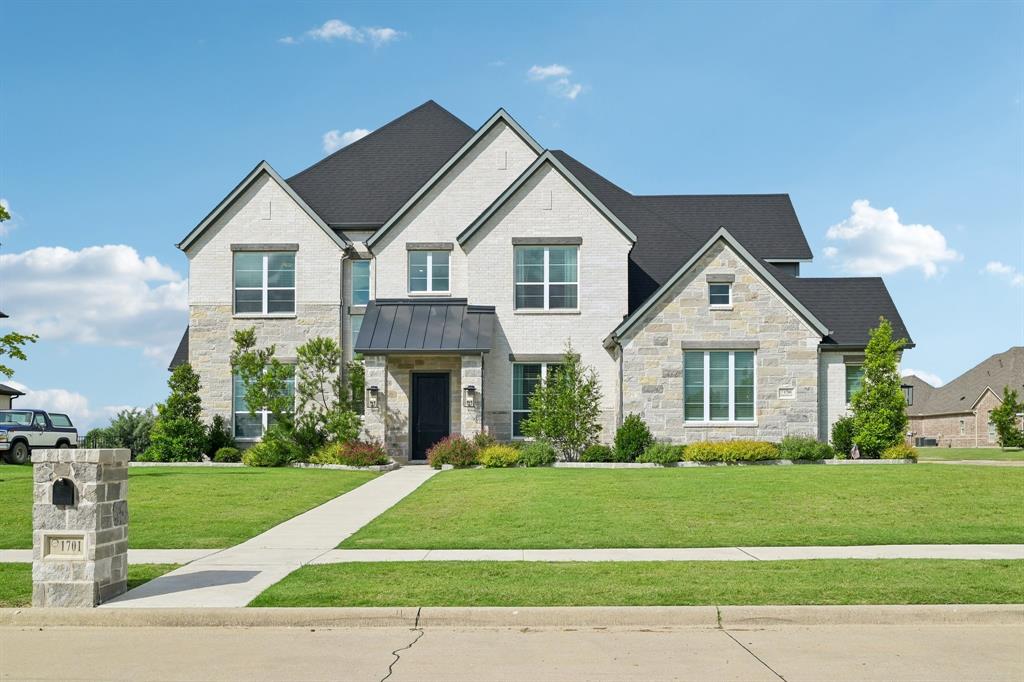 1701 Whispering Pines Ln, Gunter, TX 75058