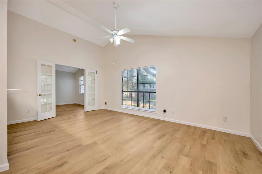 4745 Rose Of Sharon Ln, Fort Worth, TX 76137 photo