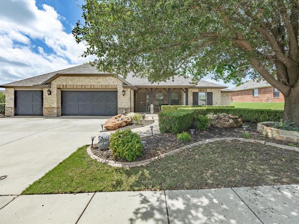 11029 Owl Creek Dr, Fort Worth, TX 76179 photo