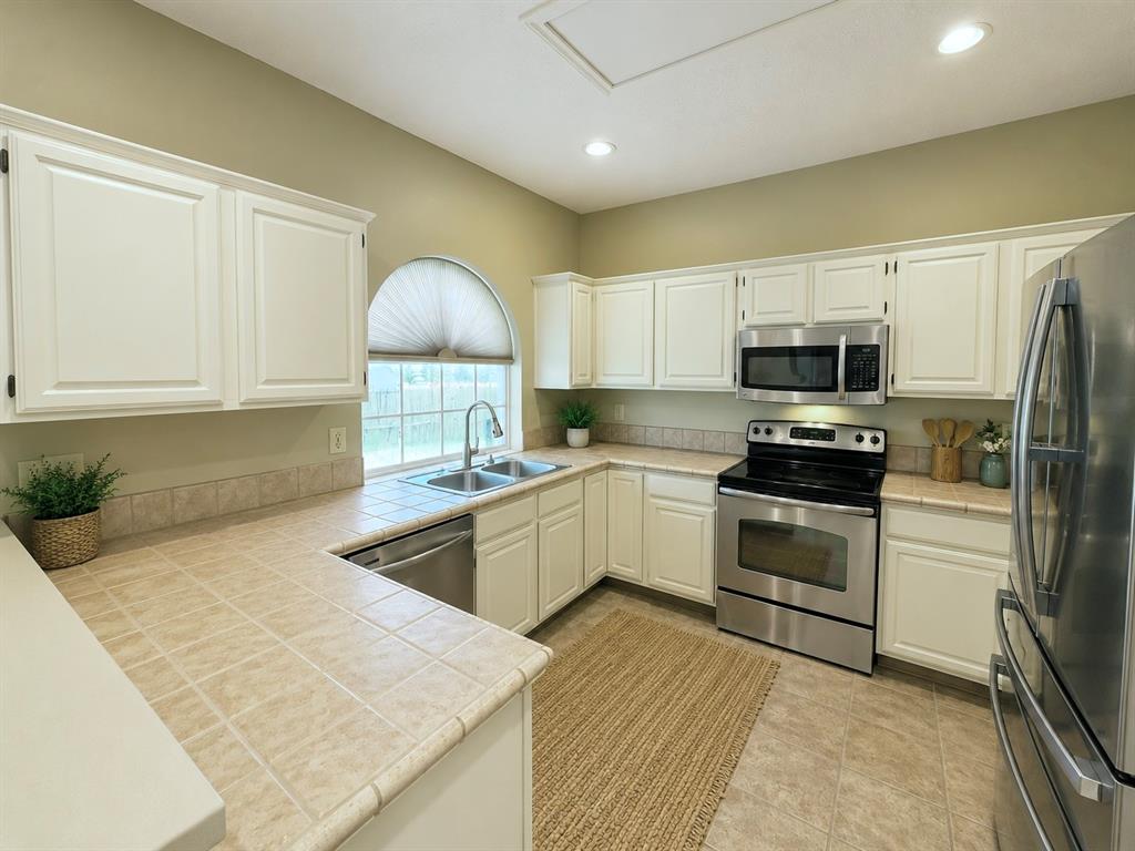 1221 Big Bend Dr, Mckinney, TX 75069 photo